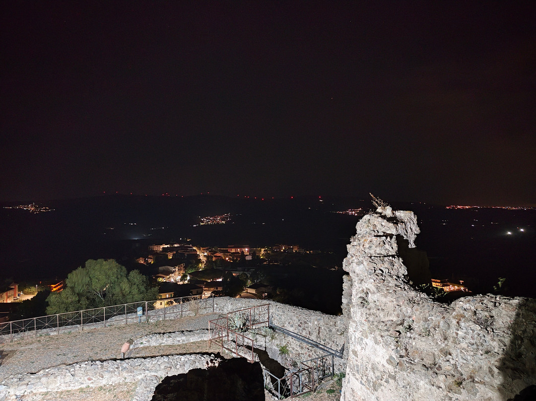 Castello Normanno di Squillace-Squillace必去景点