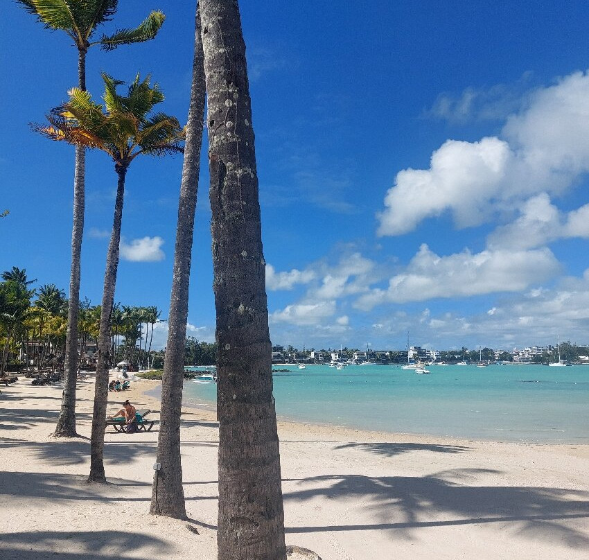 La Cuvette Public Beach-大湾必去景点