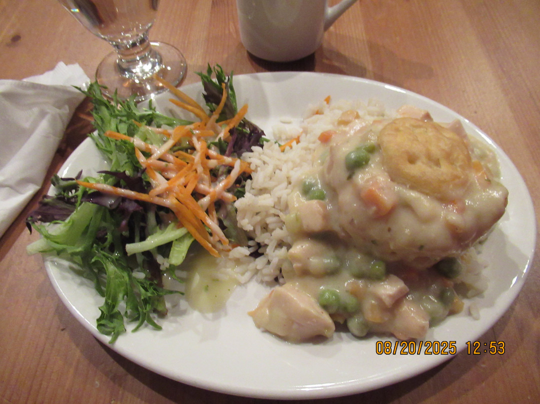 Maple Leaf Tours-金斯顿必去景点