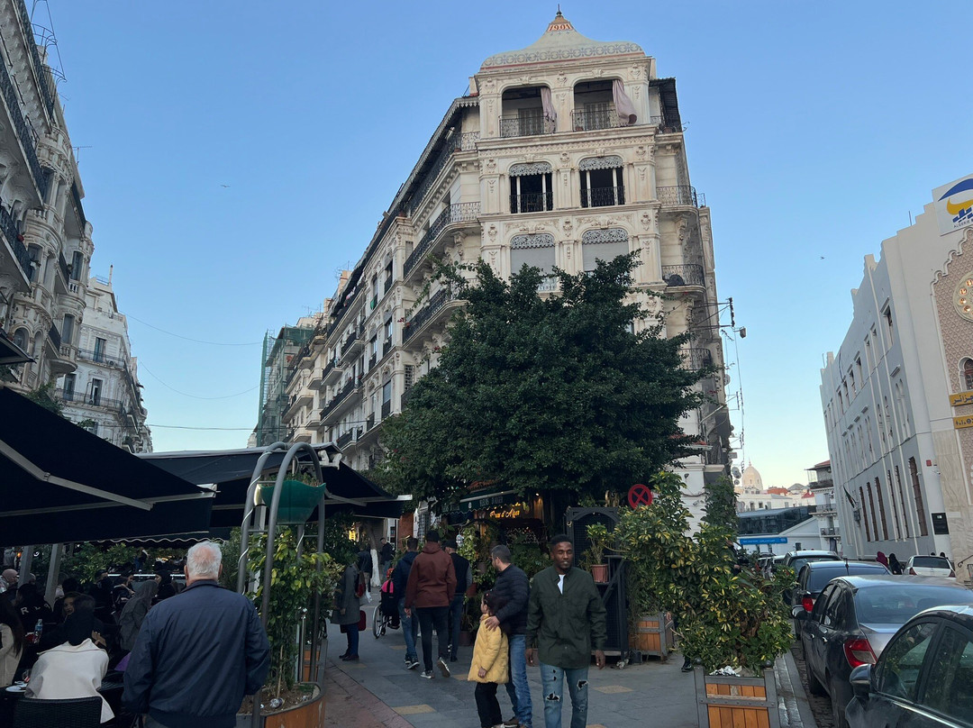 Elya Shop Cosmétique-奥兰必去景点