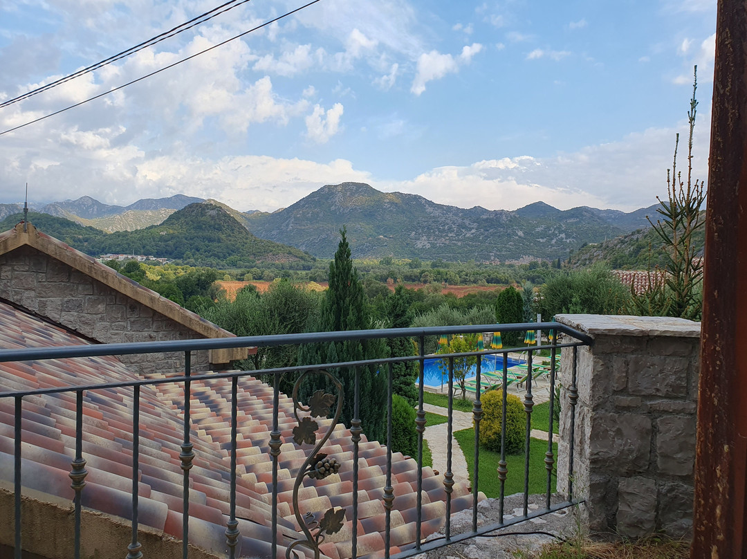 Eco Resort Cermeniza主图