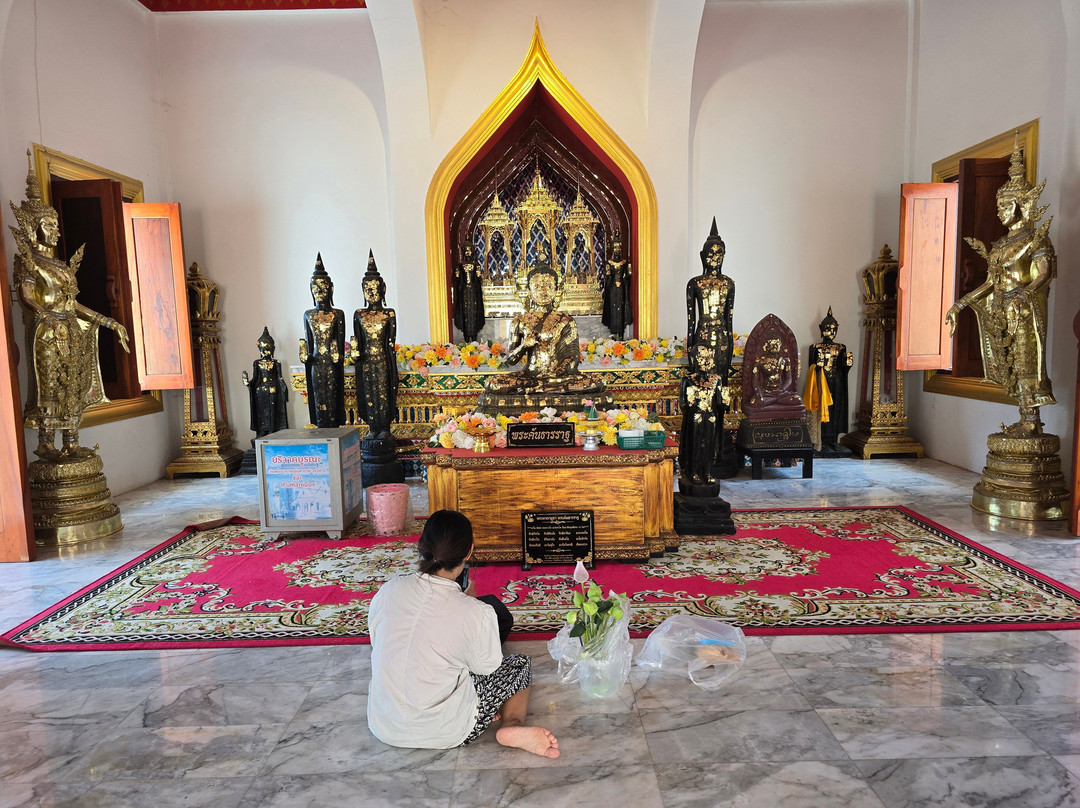 Wat Phra Narai Maharat-呵叻必去景点