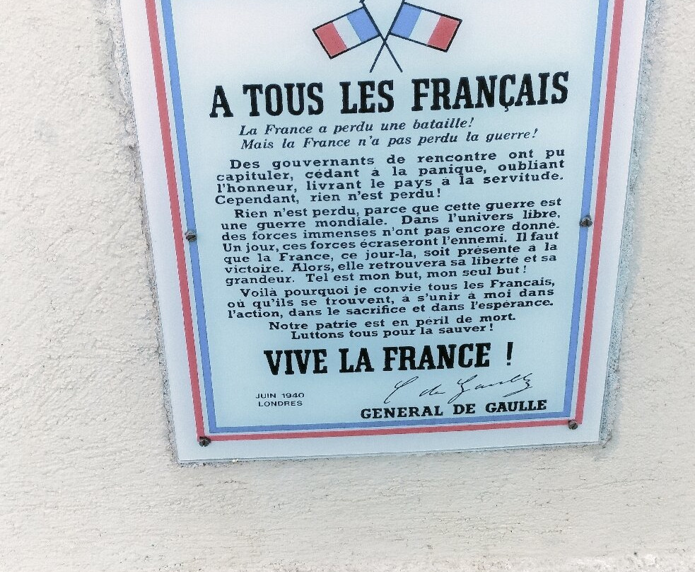 Le Monument Aux Morts-Port-Vendres必去景点