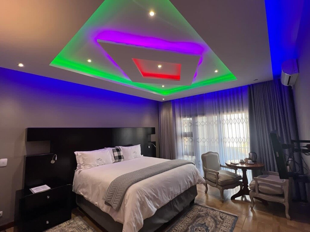 Platinum Lodge