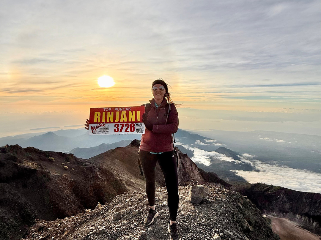 Antok Trekking - Mt.Rinjani Lombok Volcano-Senaru必去景点