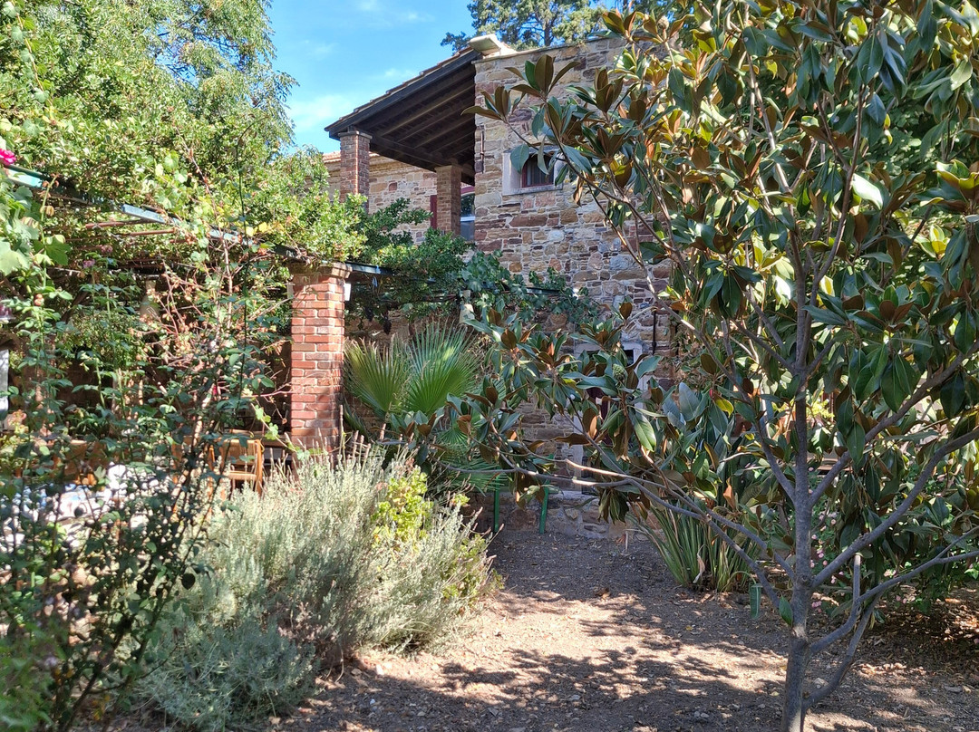 Perivoli-Kambos必去景点