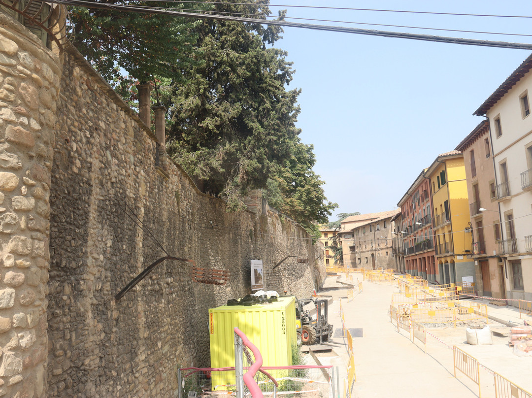 Muralla de Pere III-维克必去景点