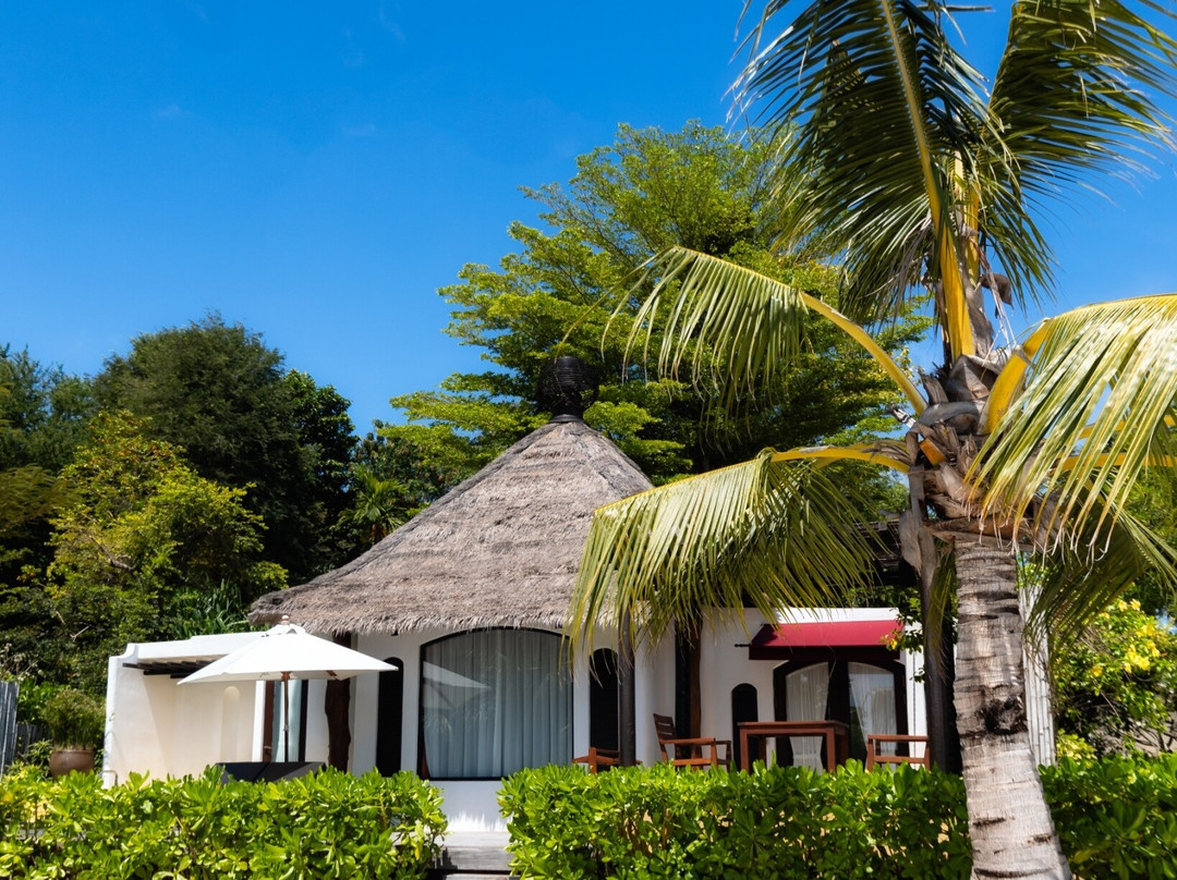 帕拉迪度假酒店主图