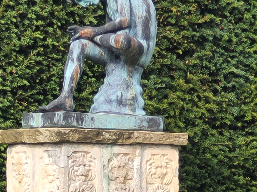 Cholmondeley Castle Gardens-Cholmondeley必去景点