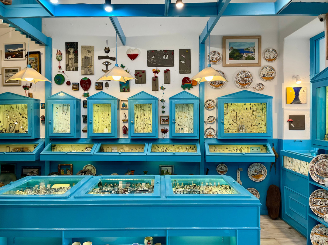 The Blue House Art Gallery-Skiathos Town必去景点