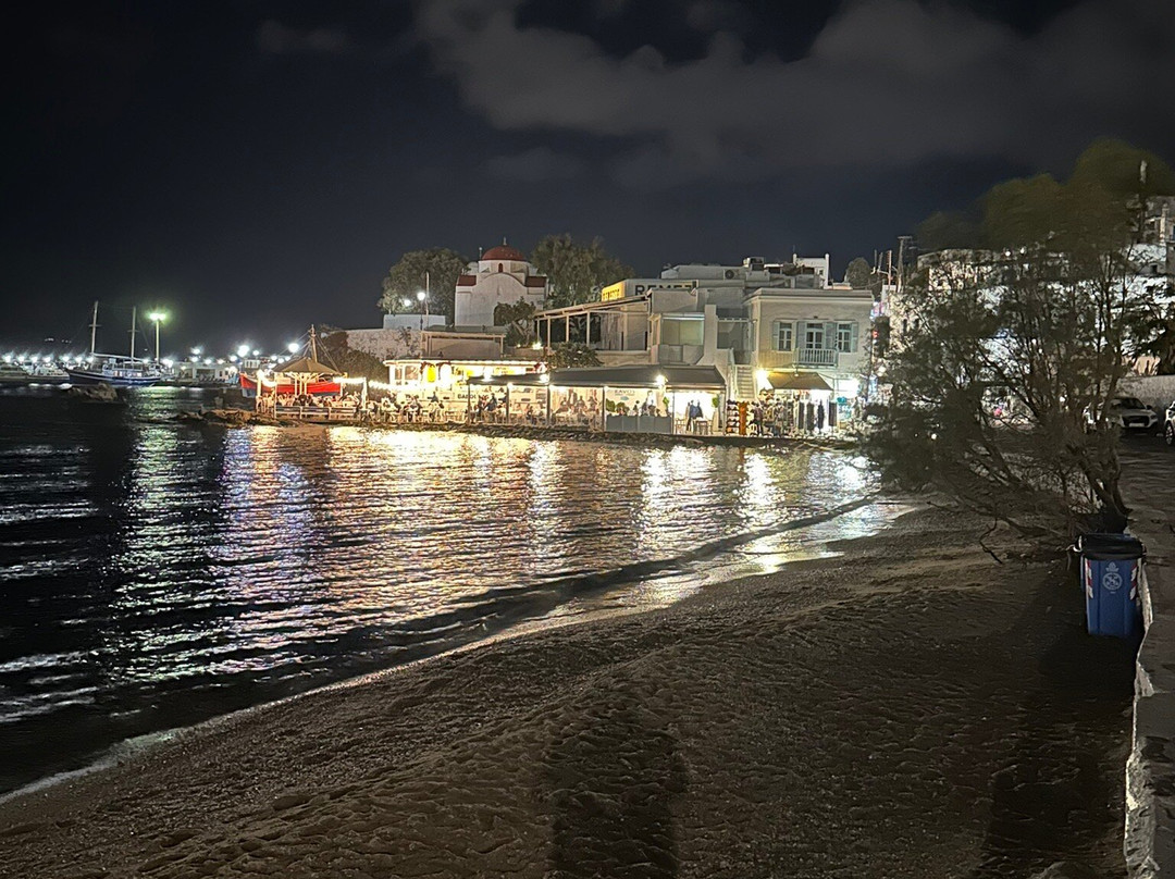 Old Port Beach-米克诺斯镇必去景点