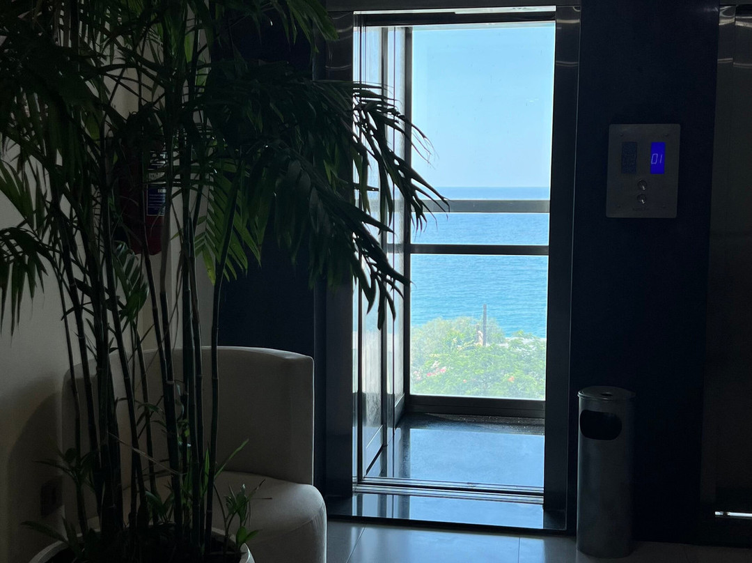 Le Six Hotel And Resort主图