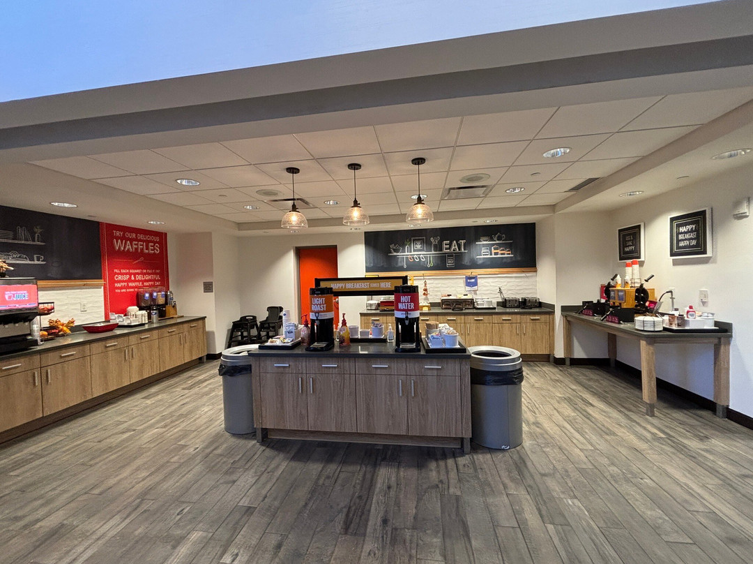 Hampton Inn & Suites West Morgantown University Towne Centre主图