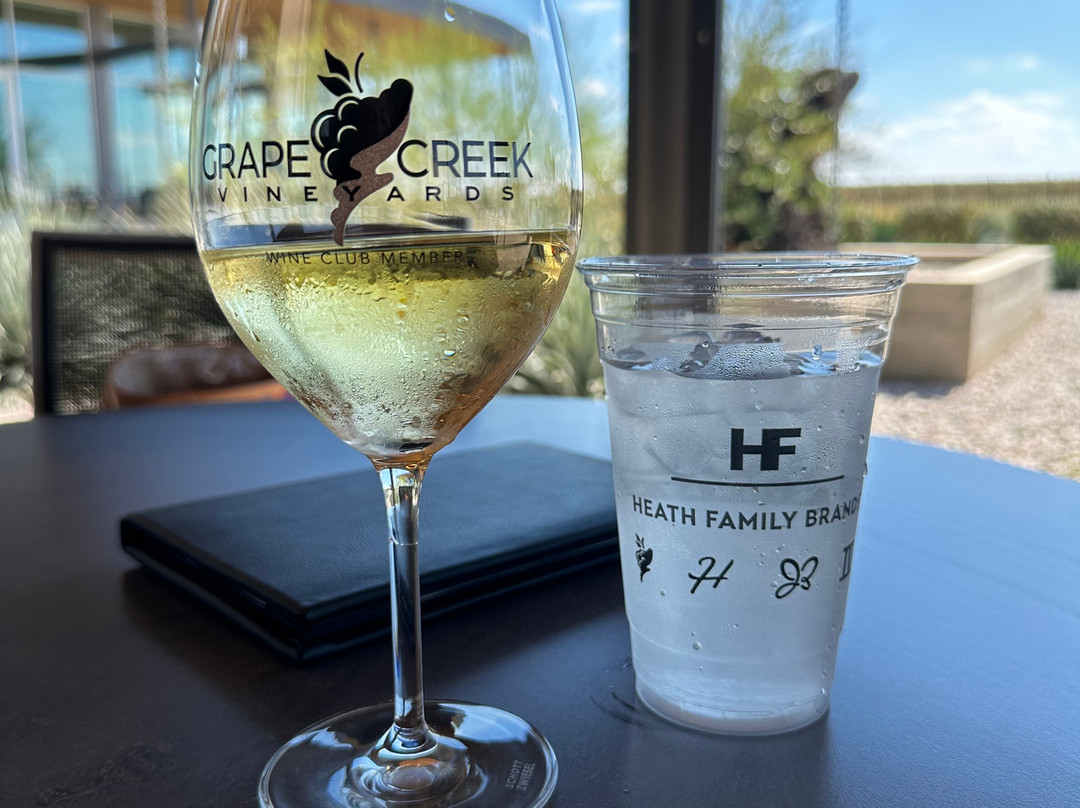 Heath Sparkling Wines Tasting Room-弗雷德里克斯堡必去景点