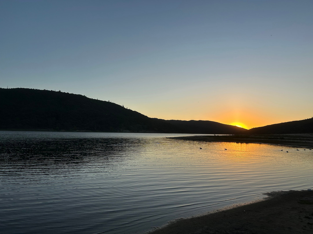 Lake Hemet-Mountain Center必去景点