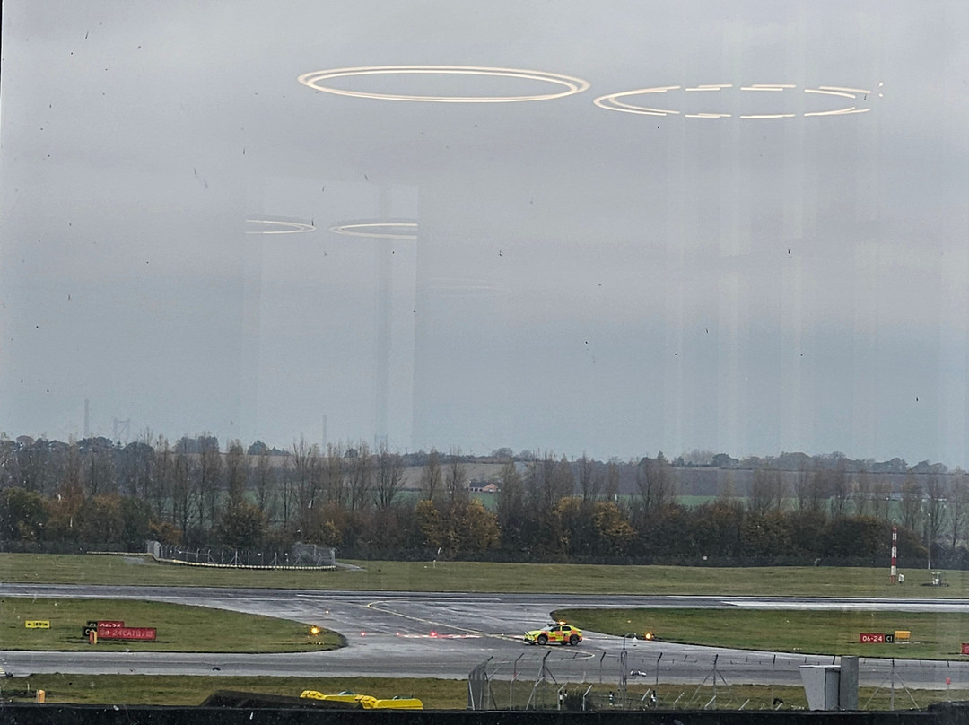 Plaza Premium Lounge Edinburgh (Departure Hall)-爱丁堡必去景点