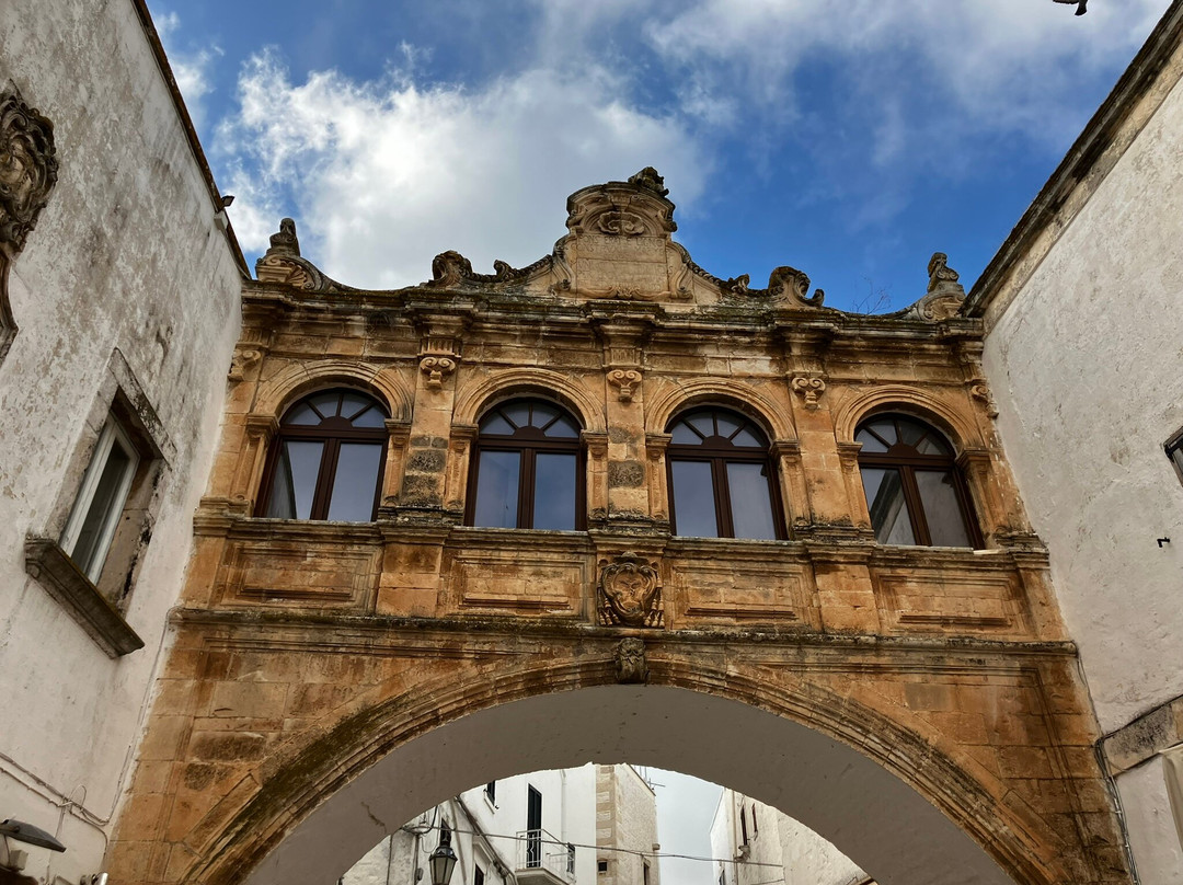 Arco Scoppa-奥斯图尼必去景点