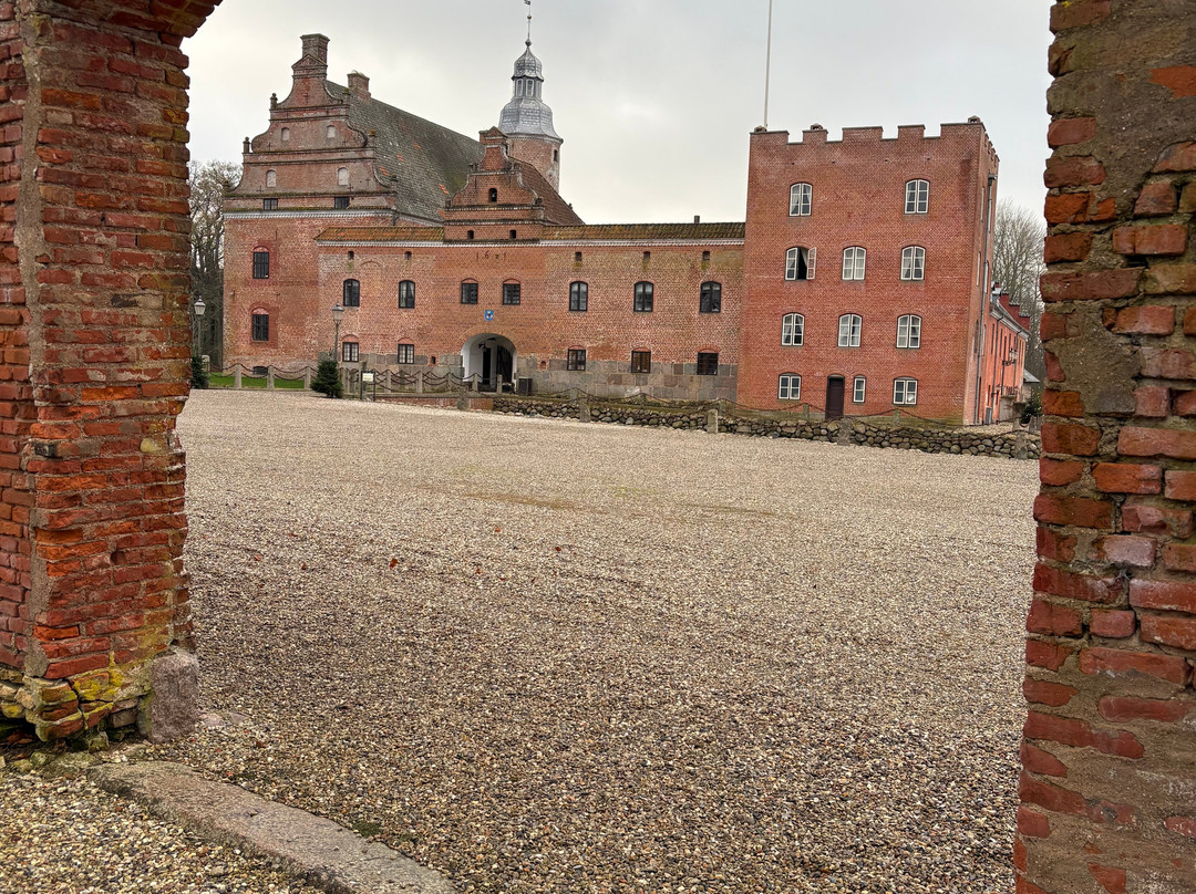 Broholm Castle-古默必去景点
