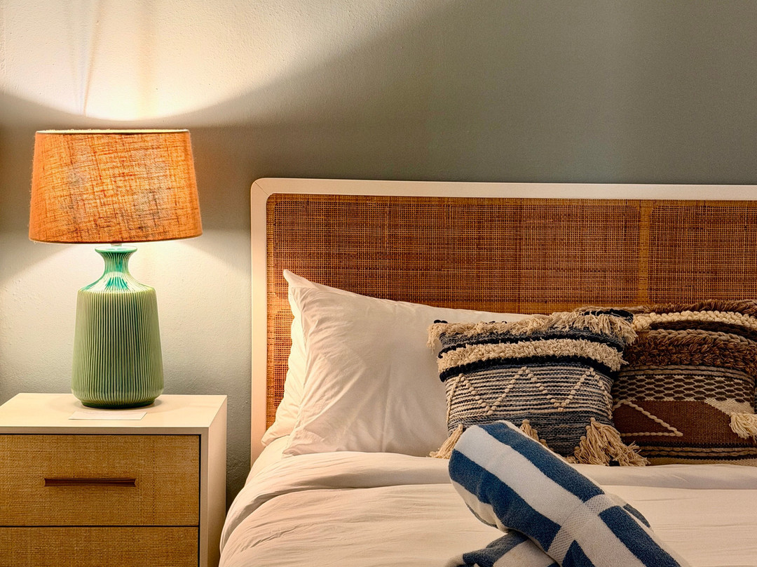 Tres Sirenas Beach Inn主图