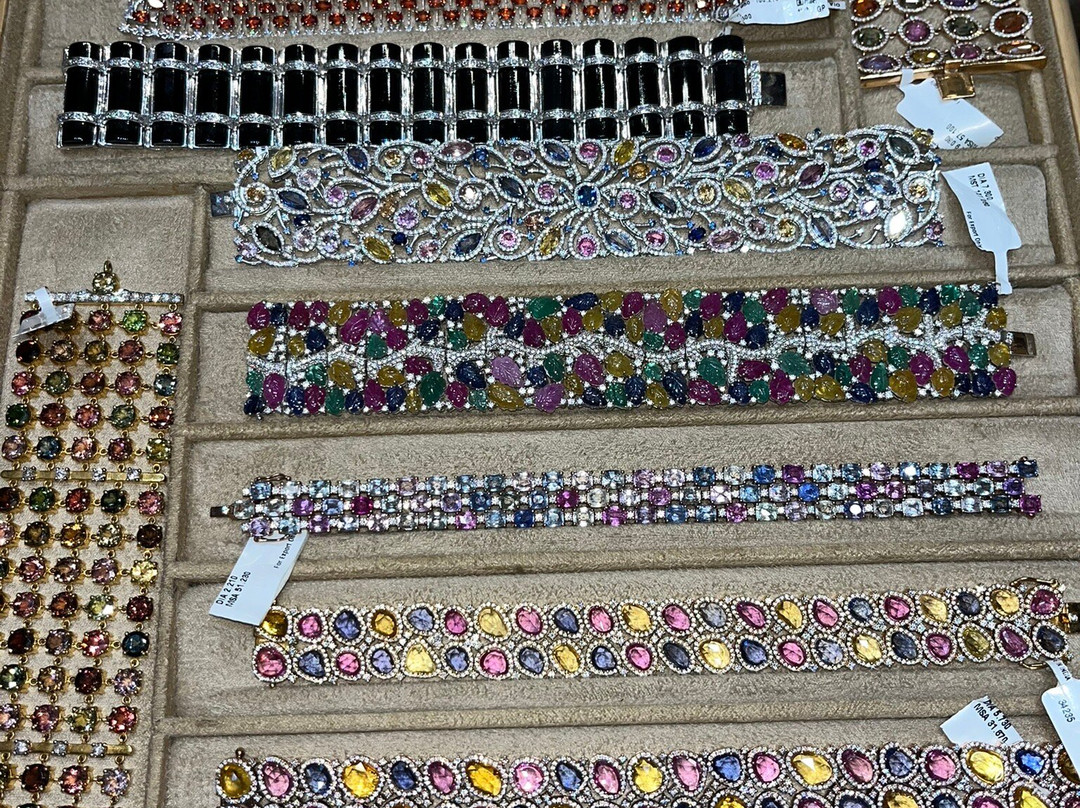 Gems Paradise-斋蒲尔必去景点