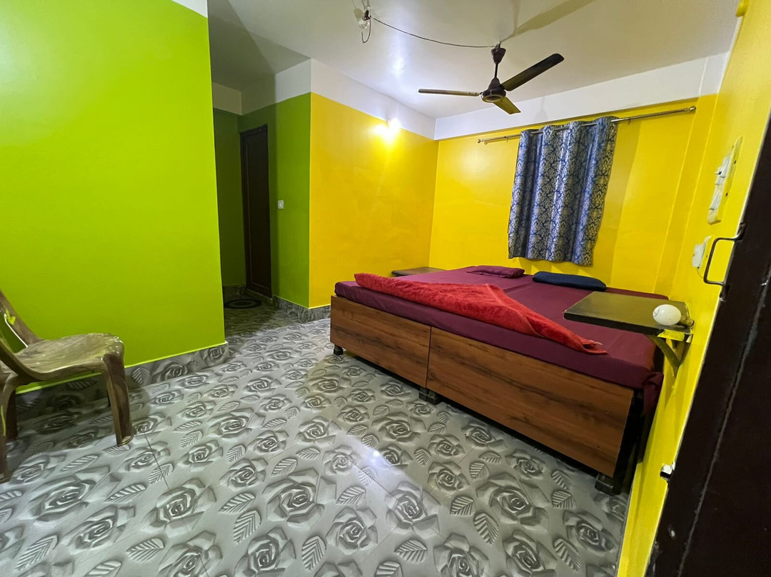 OYO 24229 Radharani Lodge主图