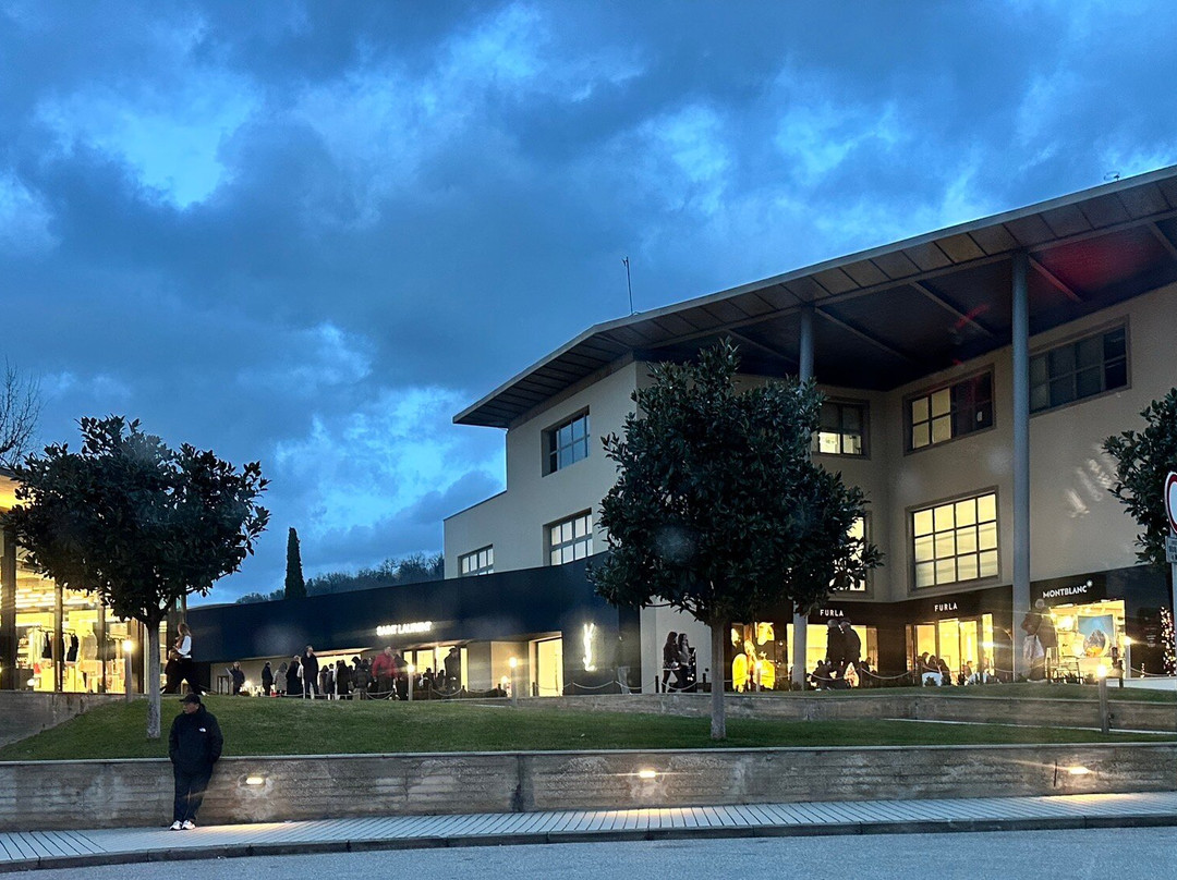 托斯卡纳奢侈品奥特莱斯-Leccio必去景点