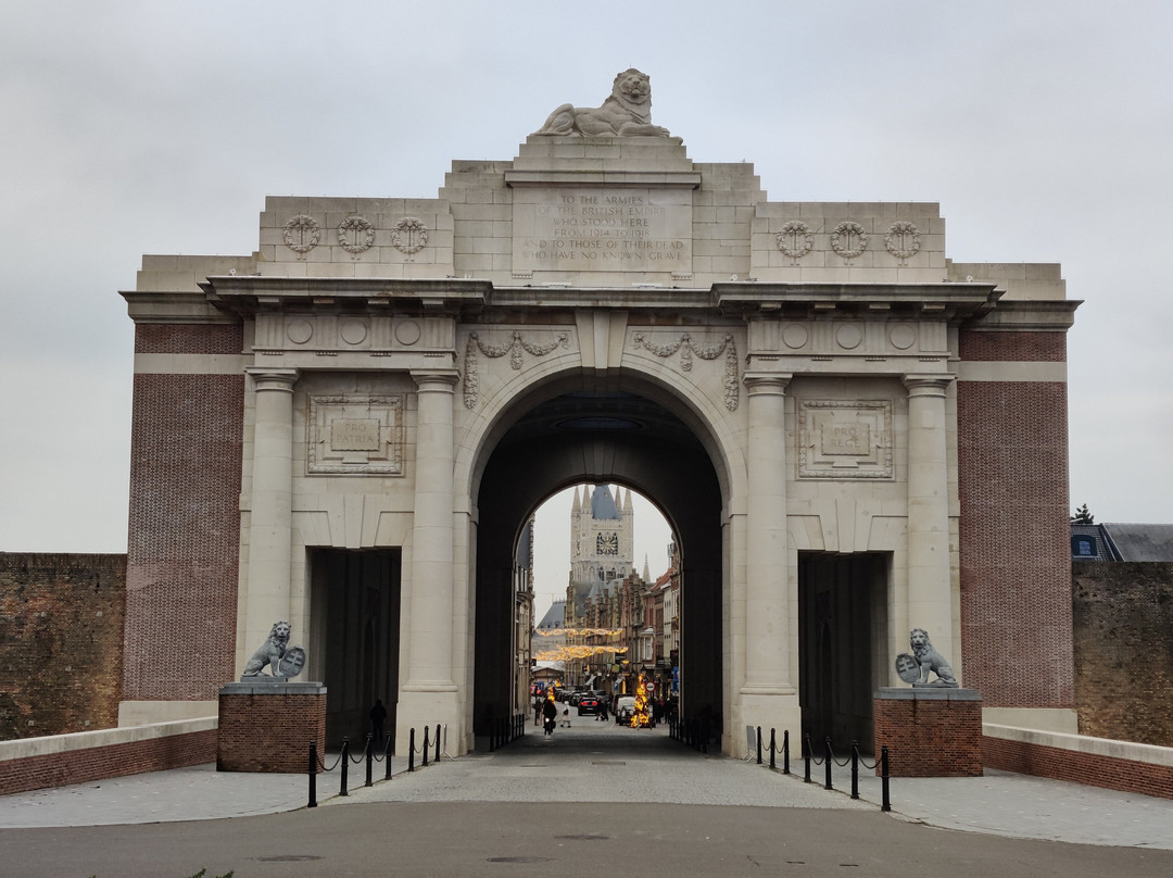 Cruising Along the Frontline-伊普尔必去景点