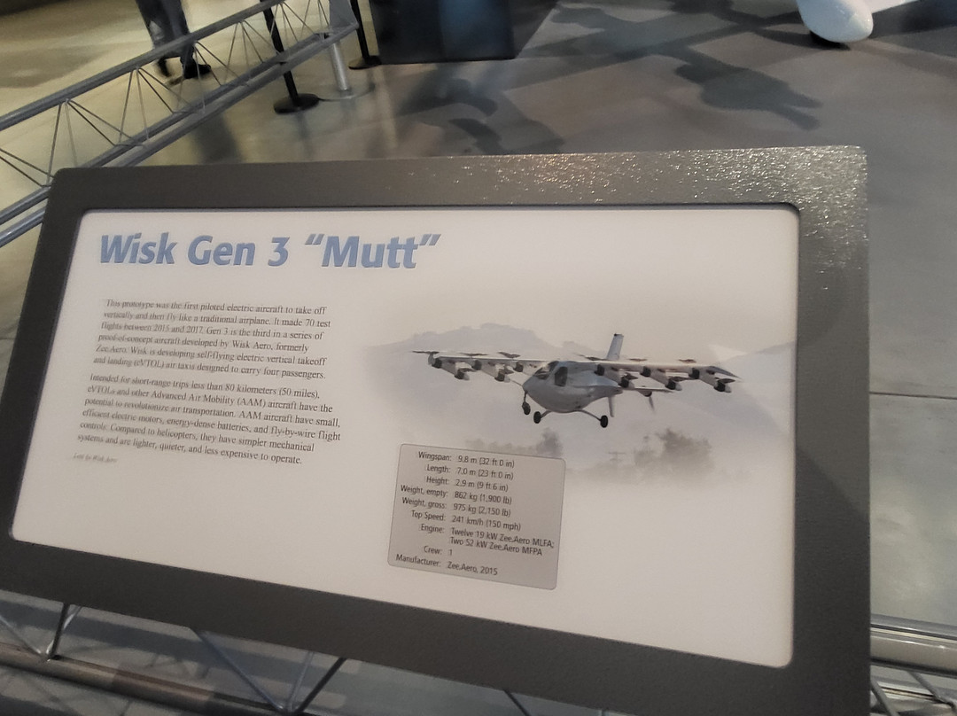 Steven F Udvar-Hazy Center-尚蒂利必去景点