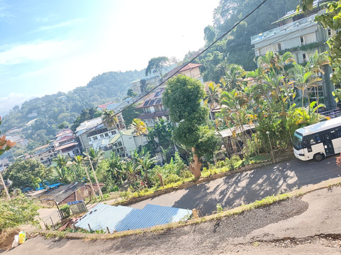 Miraculous Holidays-锡吉里亚必去景点