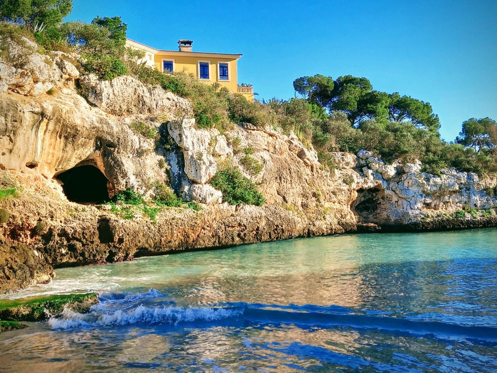 Robinson Cala Serena-官方