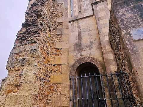 Le Clocher Église Notre - Dame-Challans必去景点