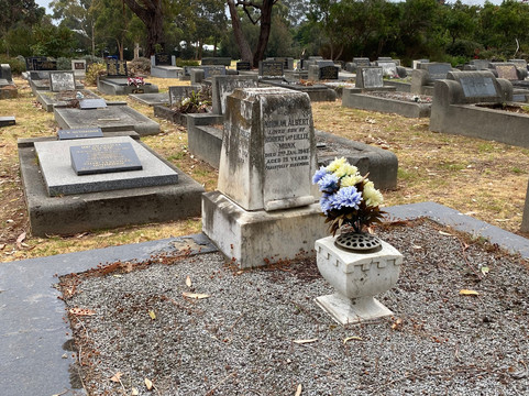 Mornington Cemetery-Mt Martha必去景点