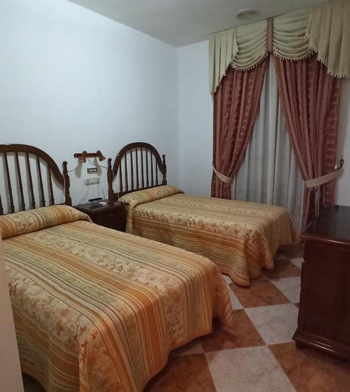 Hostal Algaidas