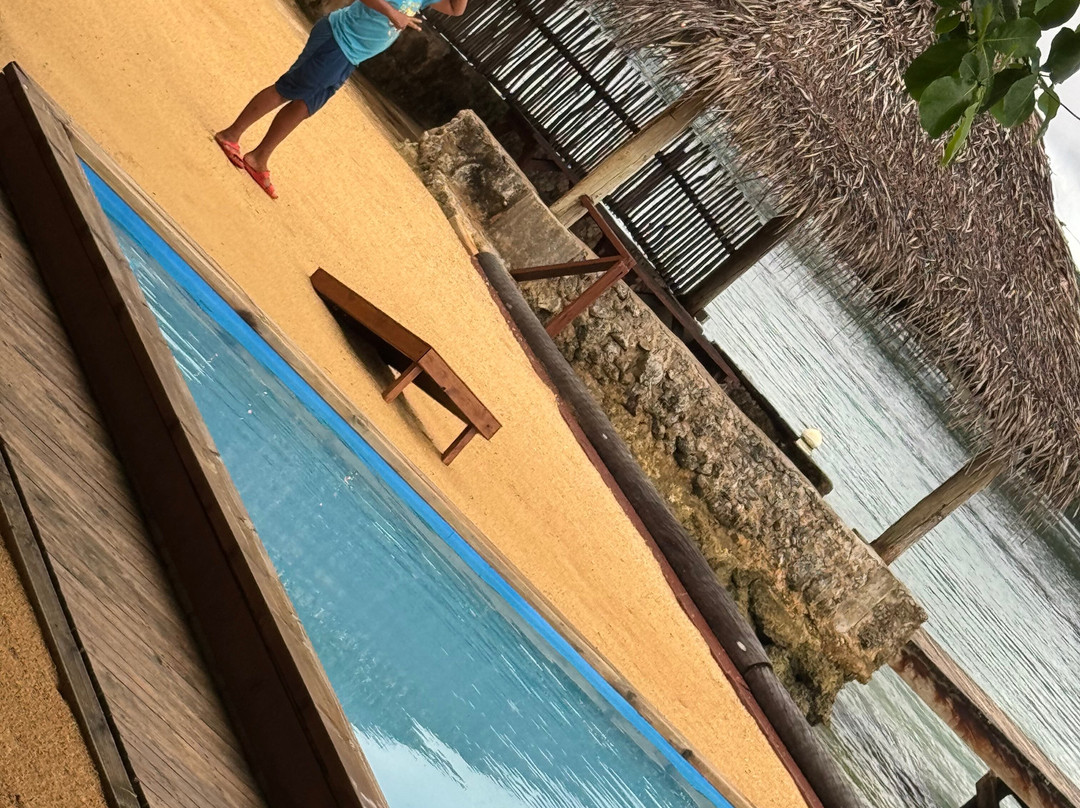 神秘沙滩酒店主图