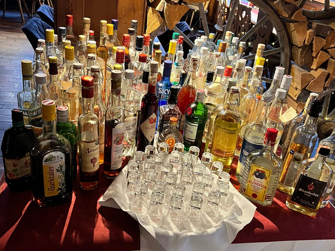 阿尔马赫马奇酒店