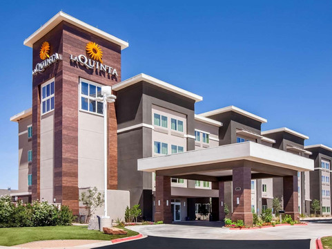 奥德萨北拉昆塔温德姆套房酒店