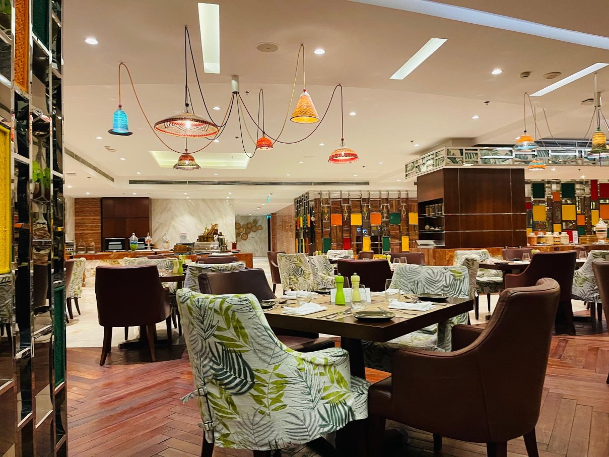 达卡古尔山万丽酒店-餐饮