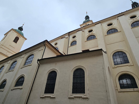 圣詹姆斯教堂-布拉格必去景点