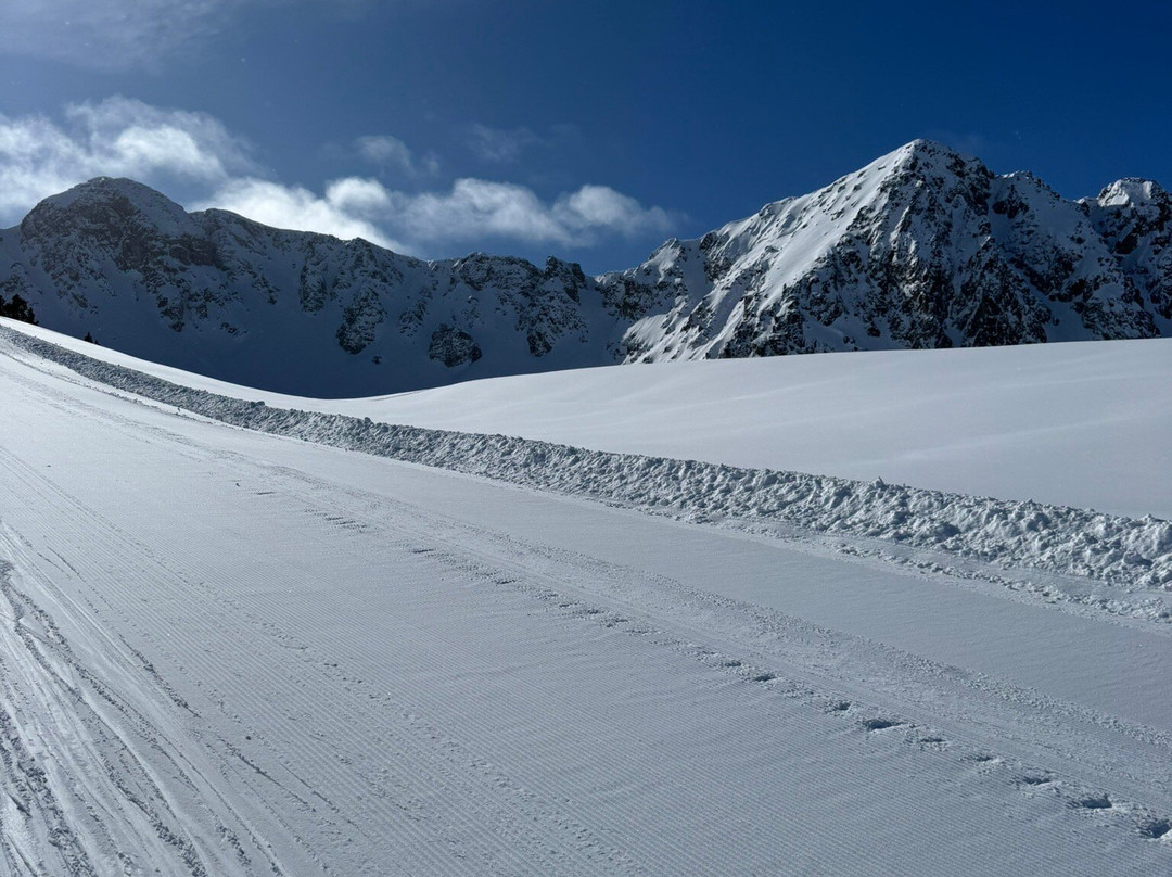格兰德瓦利拉滑雪场-莱斯埃斯卡迪斯必去景点
