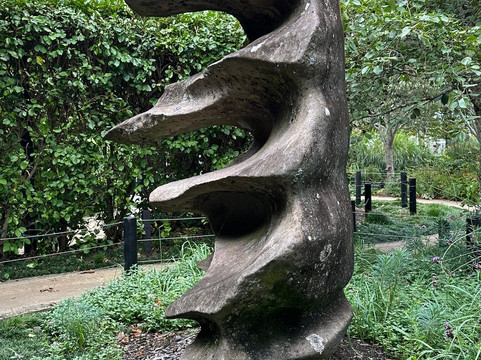 Sculptureum-马塔卡纳小镇必去景点