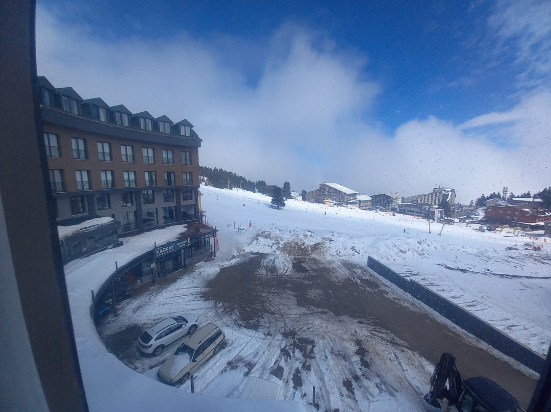 乌鲁达潮流生活酒店主图