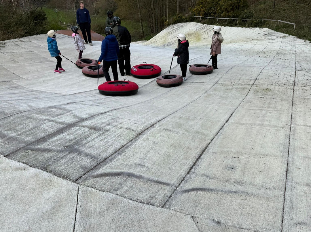 Norfolk Snowsports Club-诺威奇必去景点