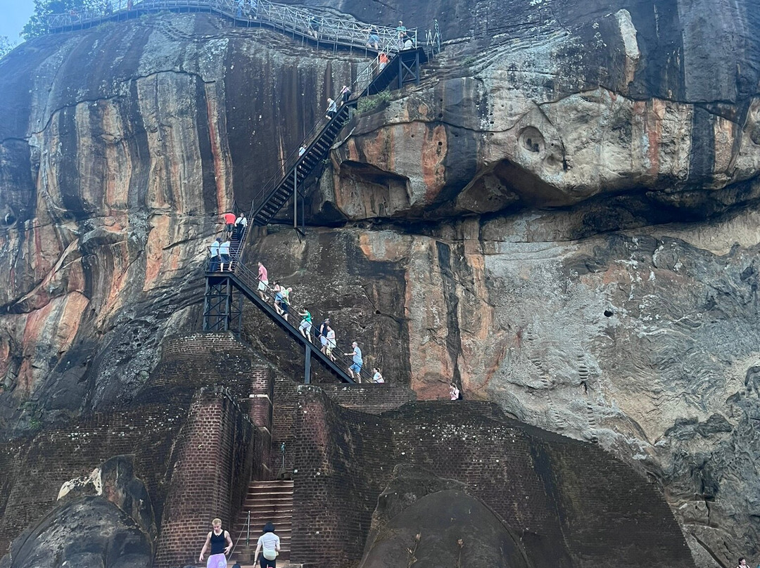 At Ease Sri Lanka - Tours & Transport-Dodanduwa必去景点