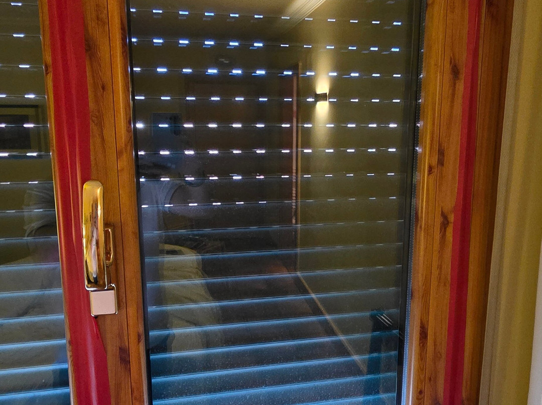 瓦迪尼亚之门水疗酒店主图