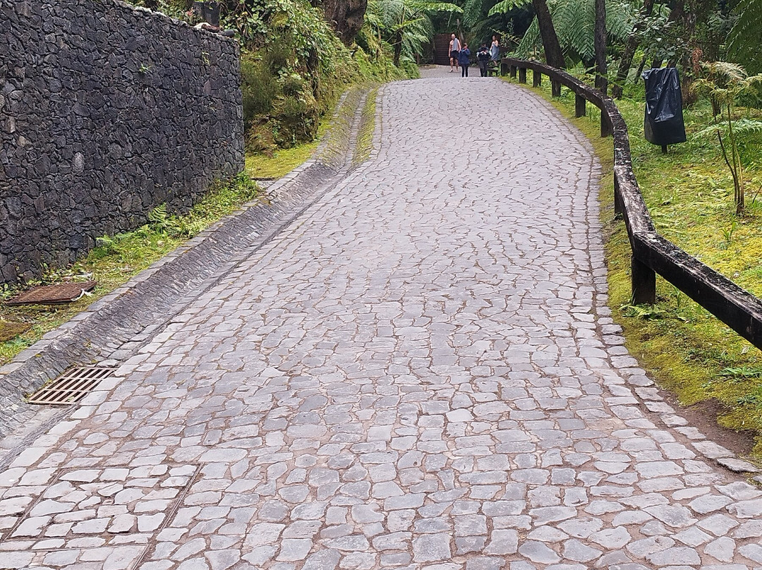 Centro de Interpretação Ambiental Caldeira Velha-大里贝拉必去景点