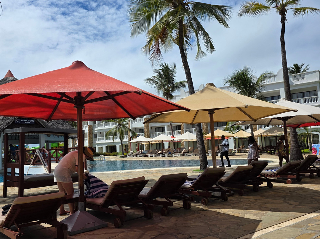 红鹤海滩水疗度假村主图