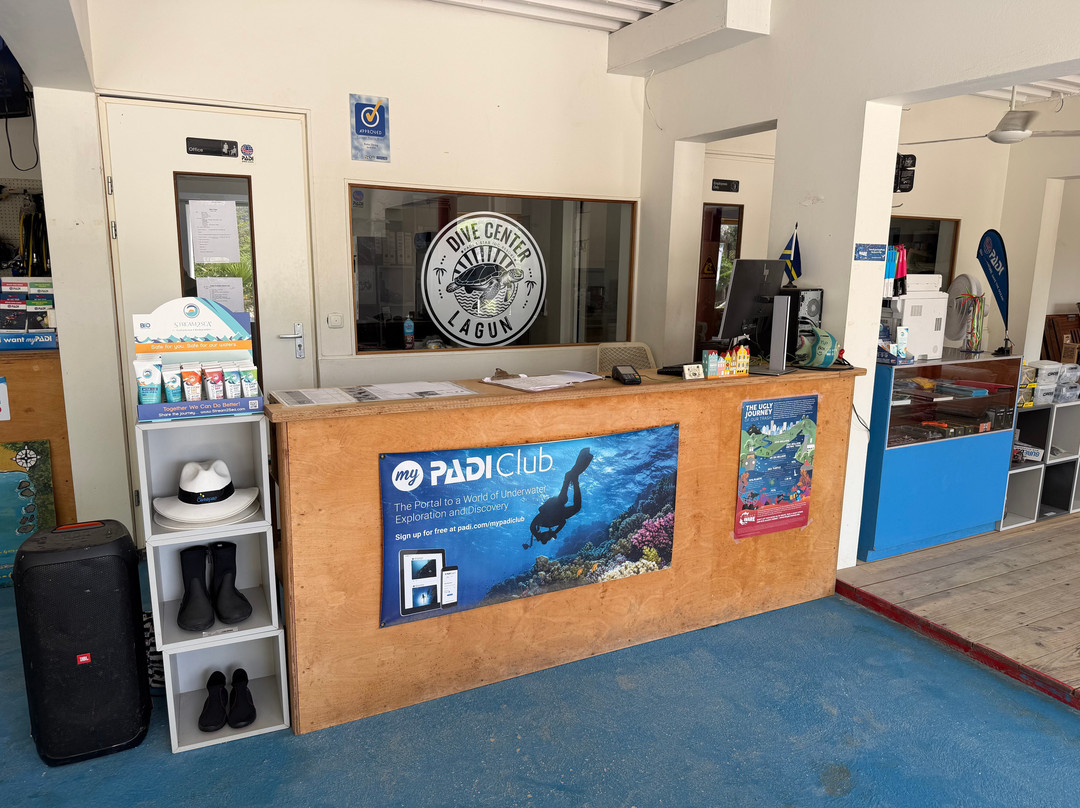 Dive Center Lagun-Lagun必去景点