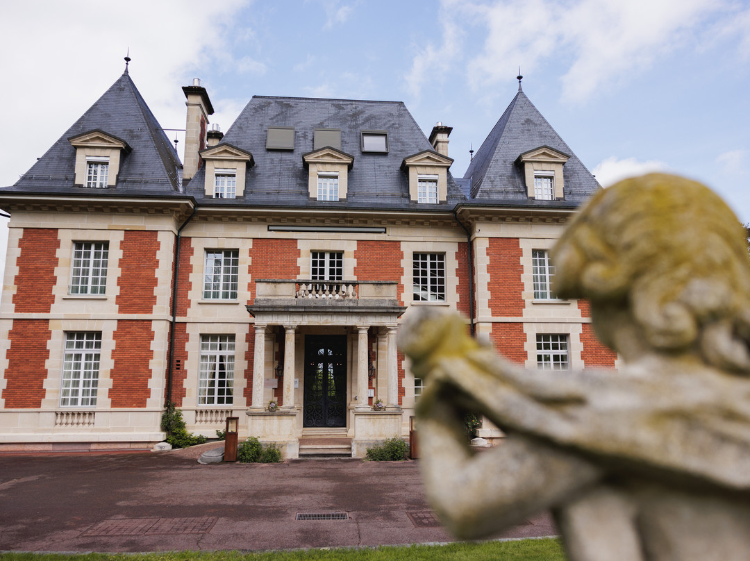 Domaine de Mont-Renaud主图