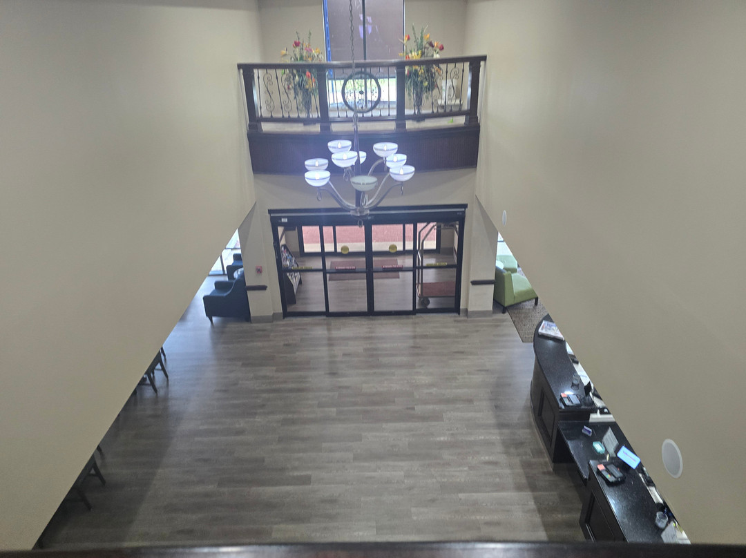 博蒙特I-10全套房舒适酒店主图