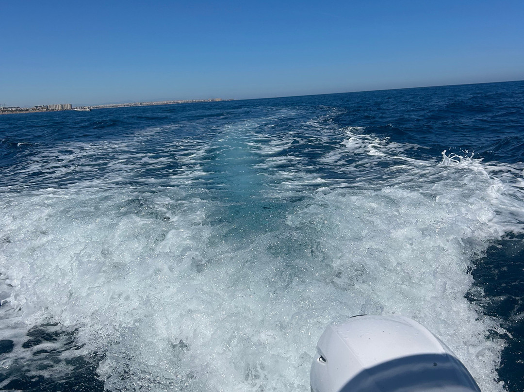 Boat Rental Cabo Roig - by David & Kelly-卡博罗伊格必去景点